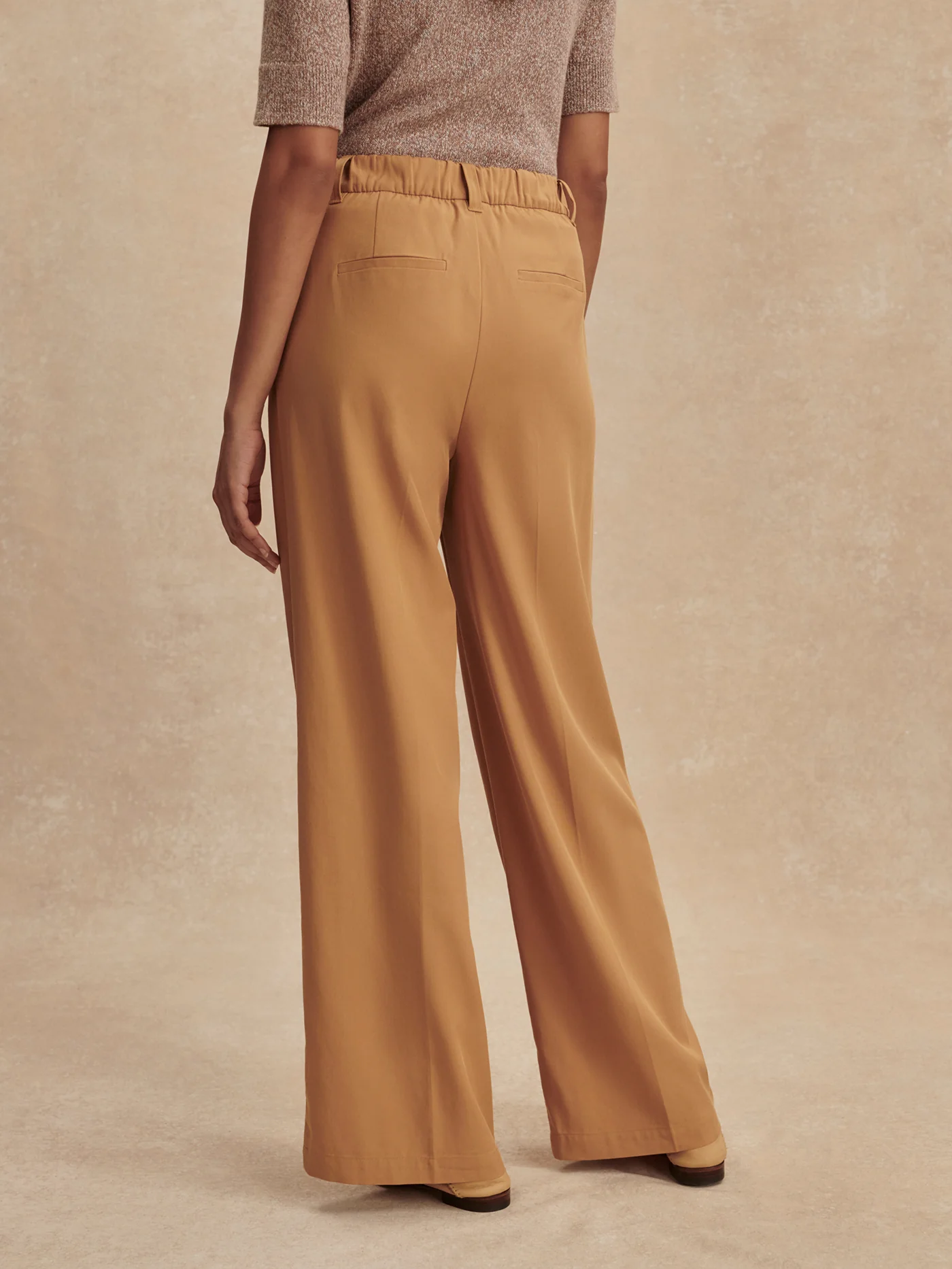 Soft Stretch Wide-Leg Trouser Regular - Image 5