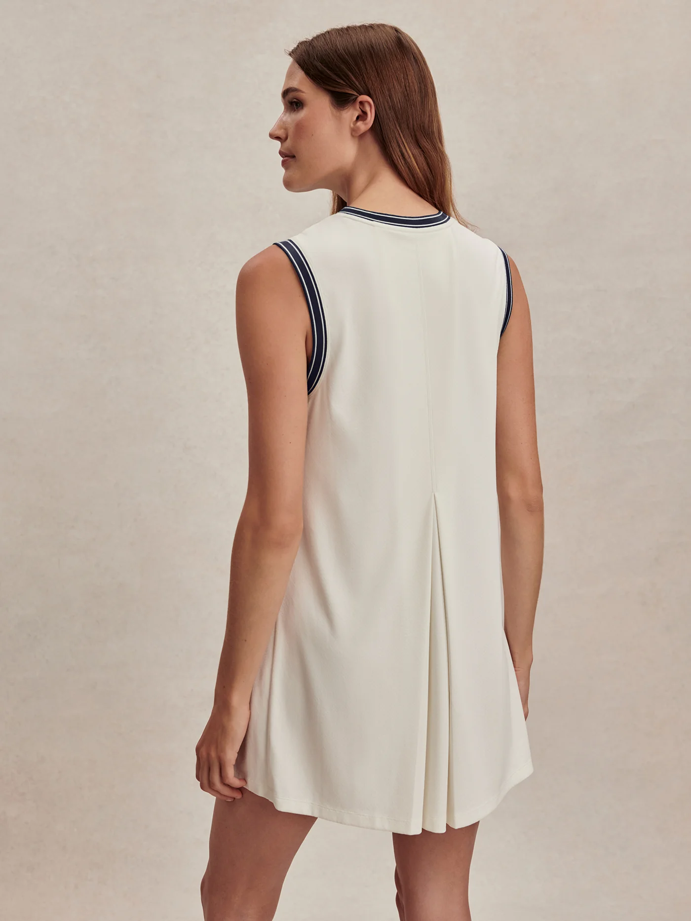 Endo Court Dress 32.5 - Image 3