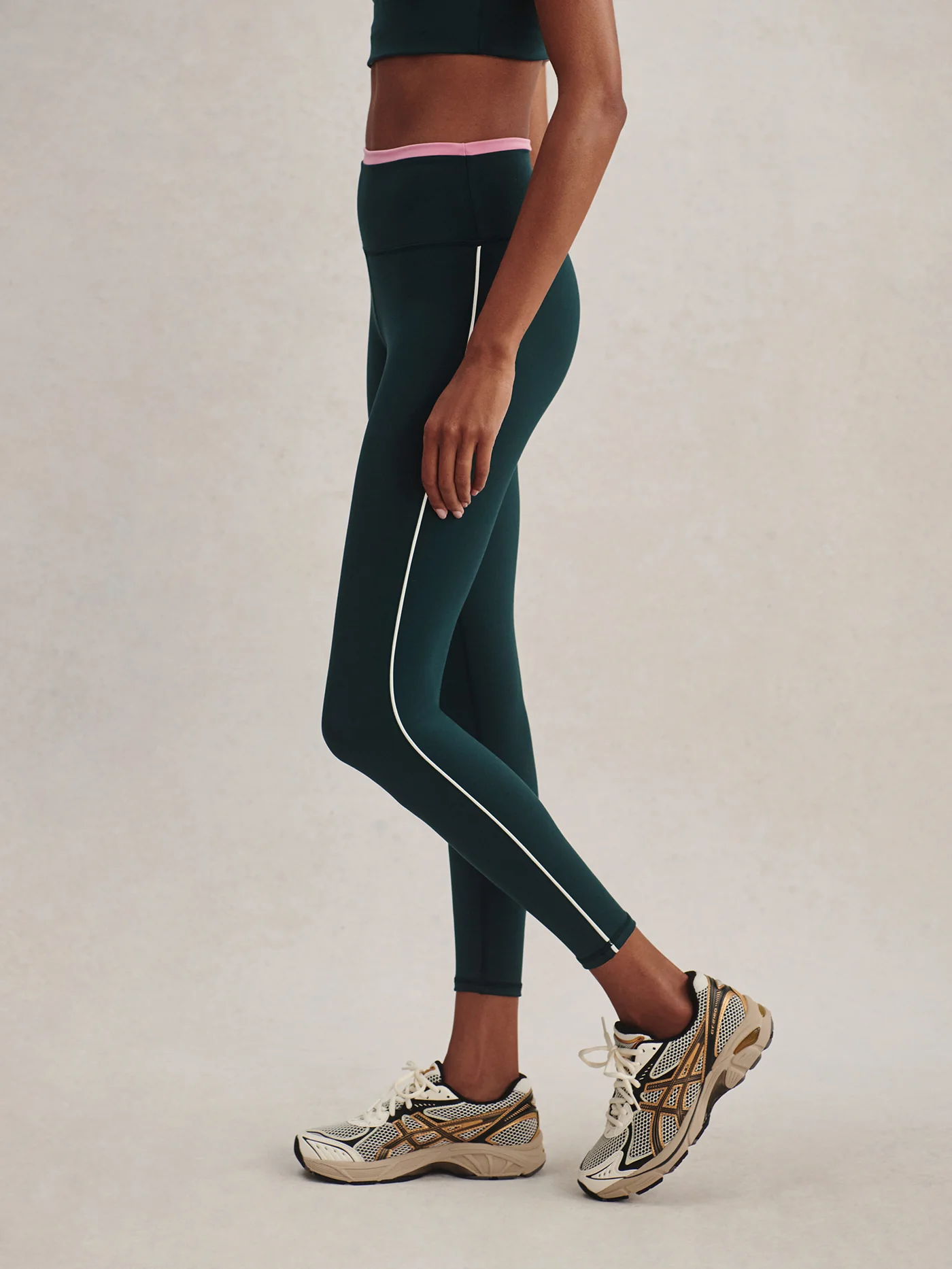 Freesoft Contrast High Rise Legging 25 - Image 3