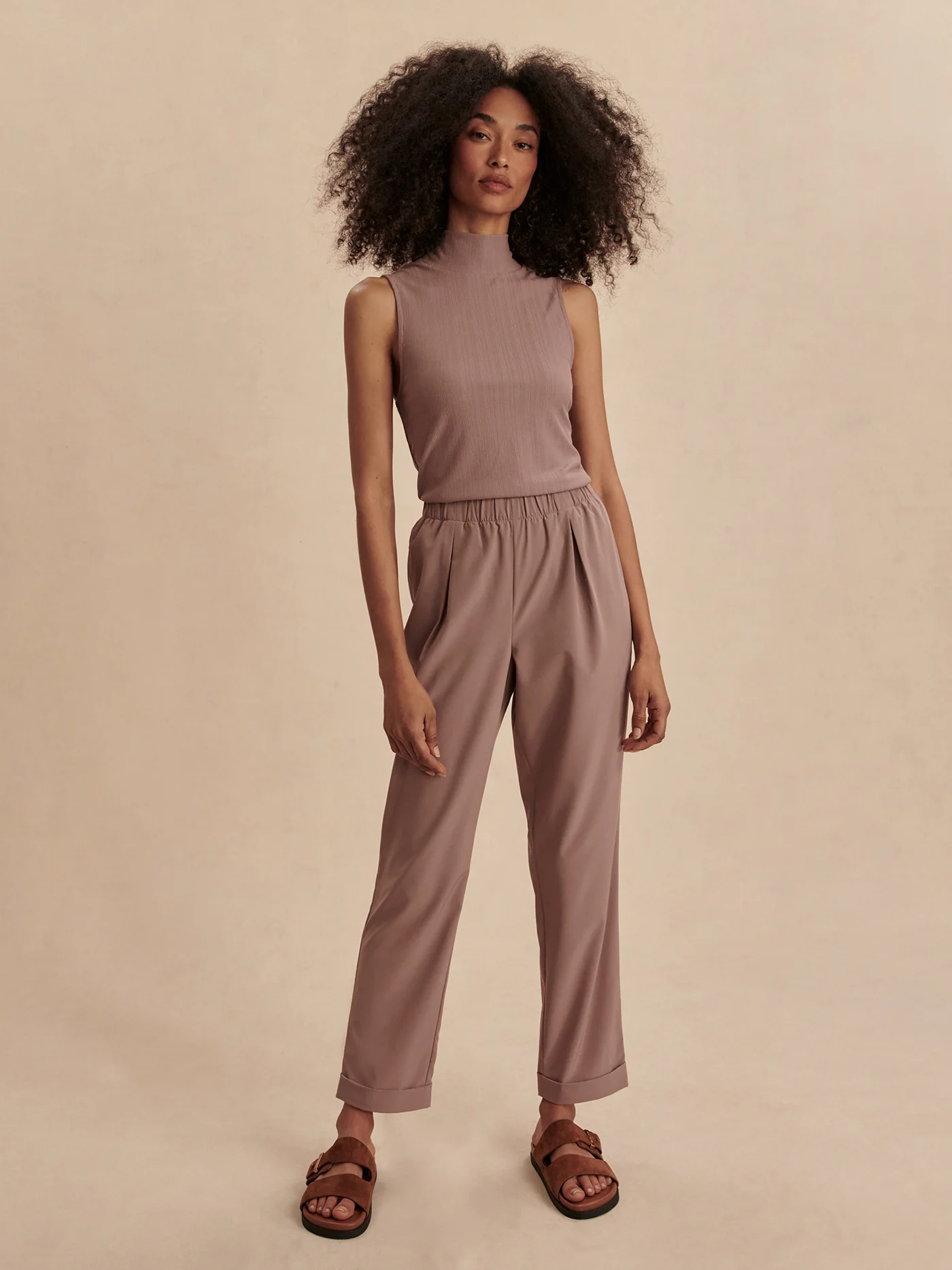 Stretch Lightweave Crop Pleat Travel Pant Regular - Image 11