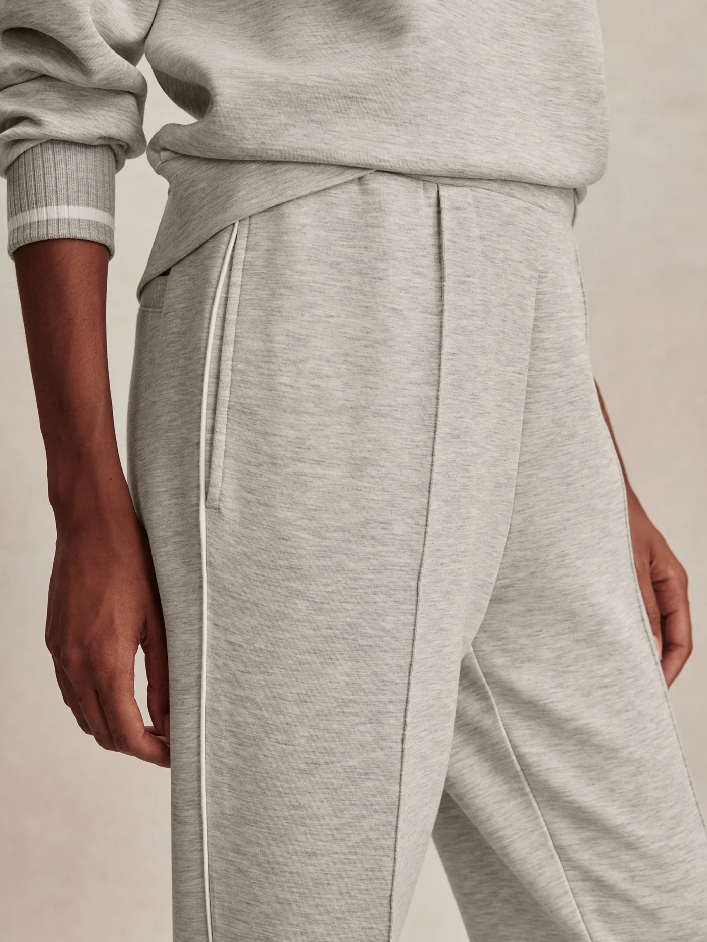 The Slim Pintuck Pant 27.5 - Image 3