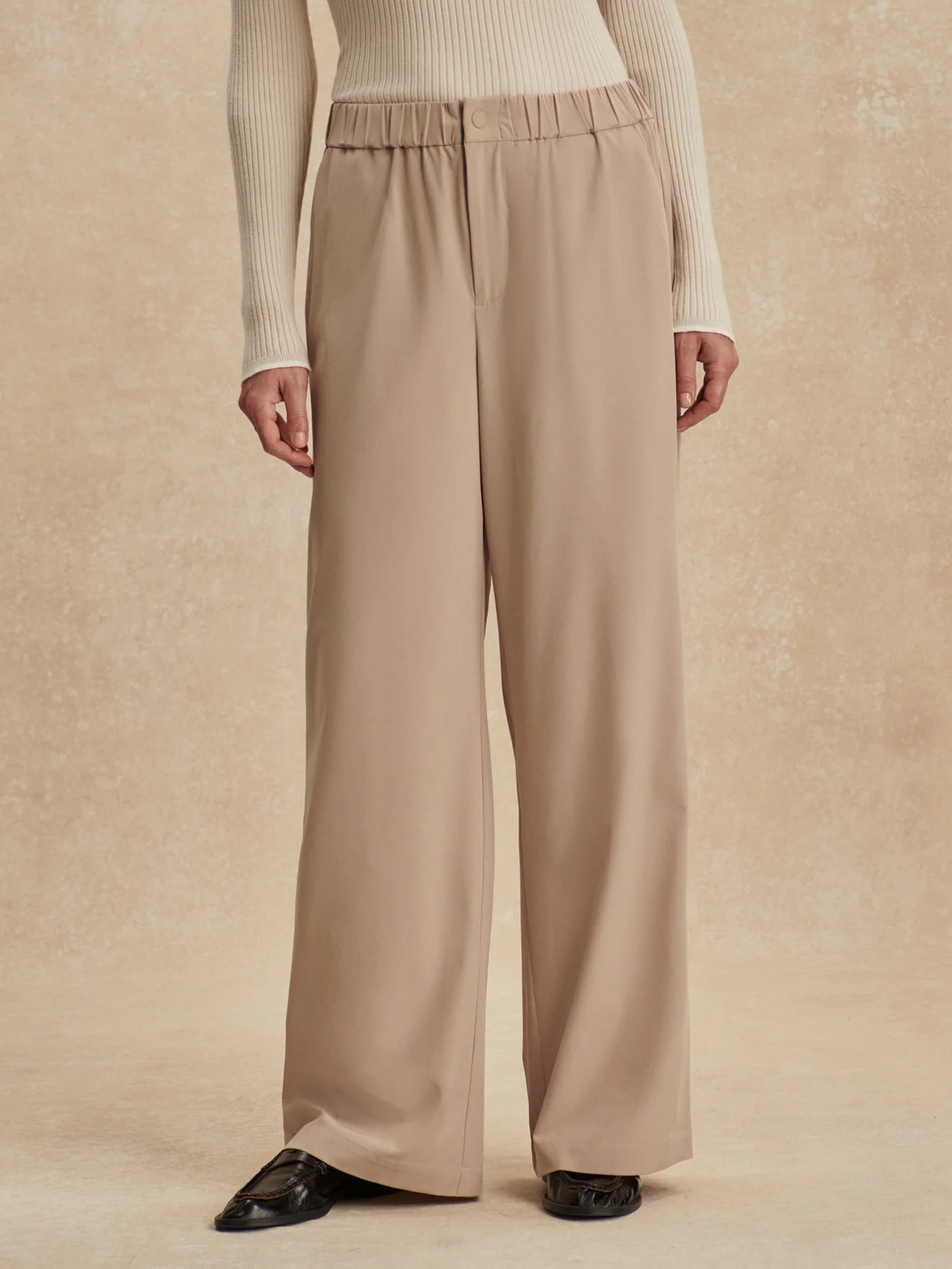 Stretch Lightweave Wide-Leg Travel Pant Regular - Image 31